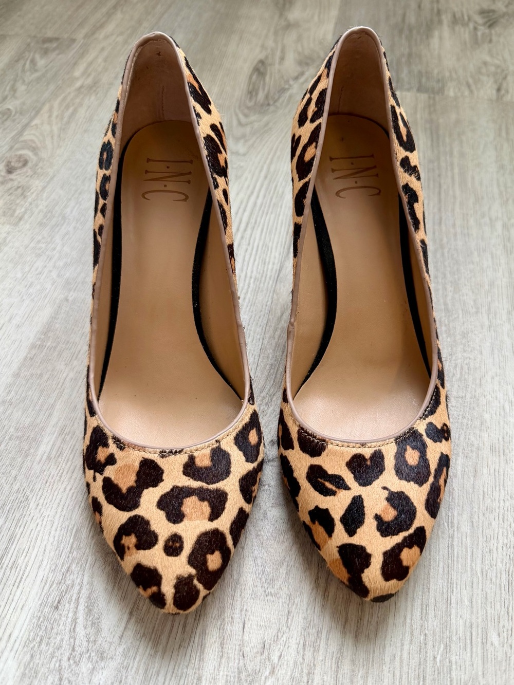 INC International Concepts - Leopard Print Pointed Pumps in Tan & Black size 6.5